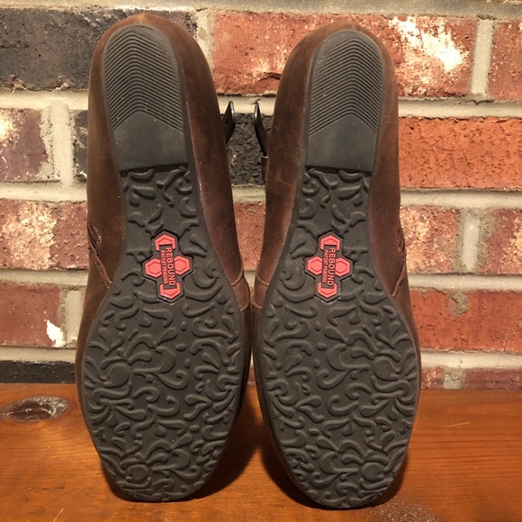 Bare Traps Porter Booties - Dark Brown - Soft & comfy! - Picture 5 of 10